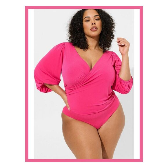 NWT Torrid Size 0 Pink Peacock Studio Knit Surplice Front Long Sleeve Bodysuit - Picture 1 of 7